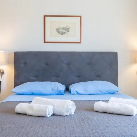Guest house Marijana Naftaplin
