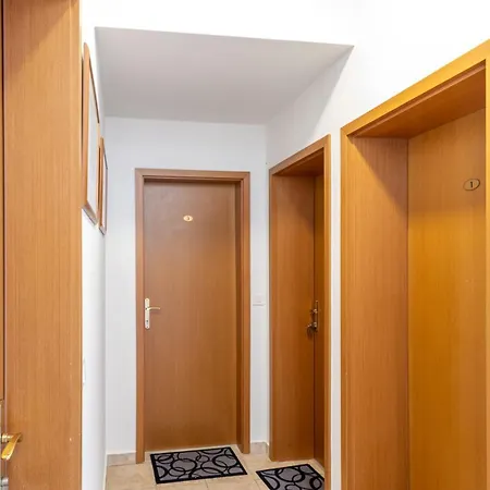 Marijana Naftaplin Guest house Porec